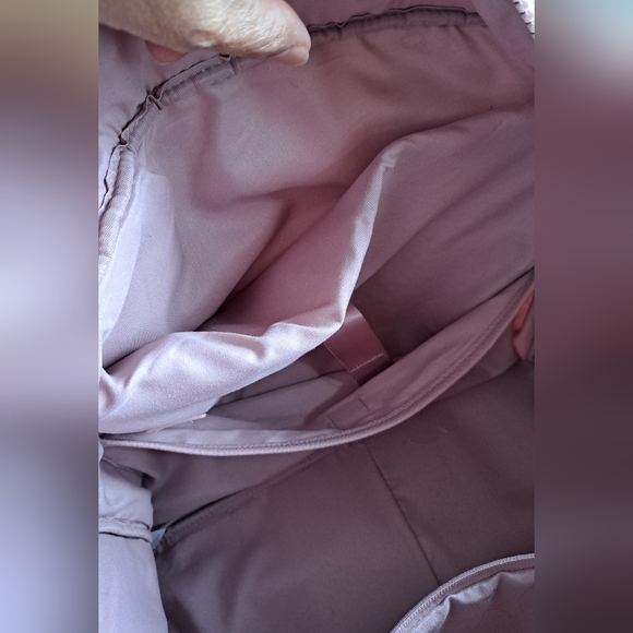 Cynthia Rowley Pink Quilted Weekender Bag - Picture 7 of 10